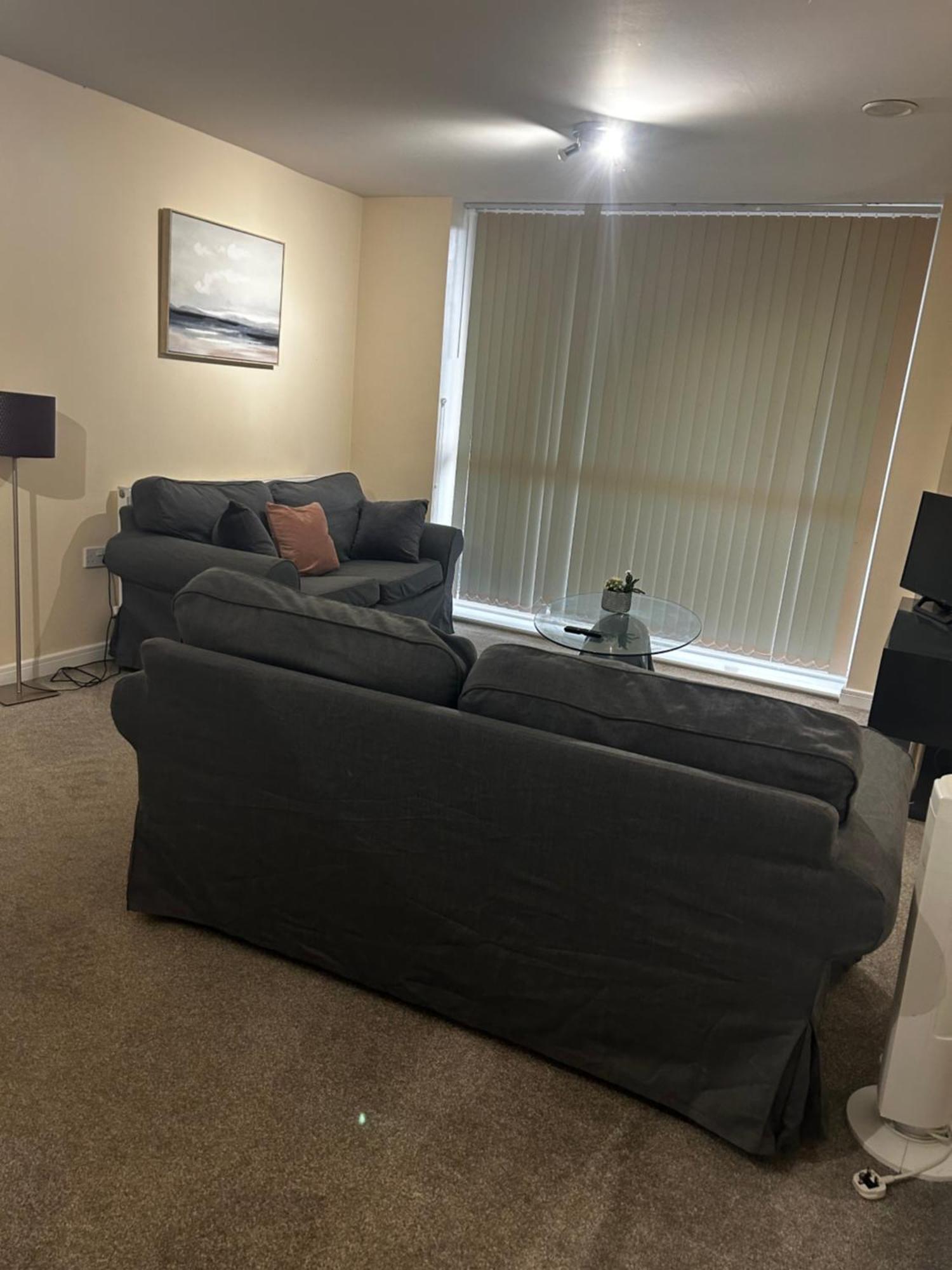 Stylish 2 Bedroom Apartment-Short Term Lets & Serviced Accomodation Reading Exteriér fotografie