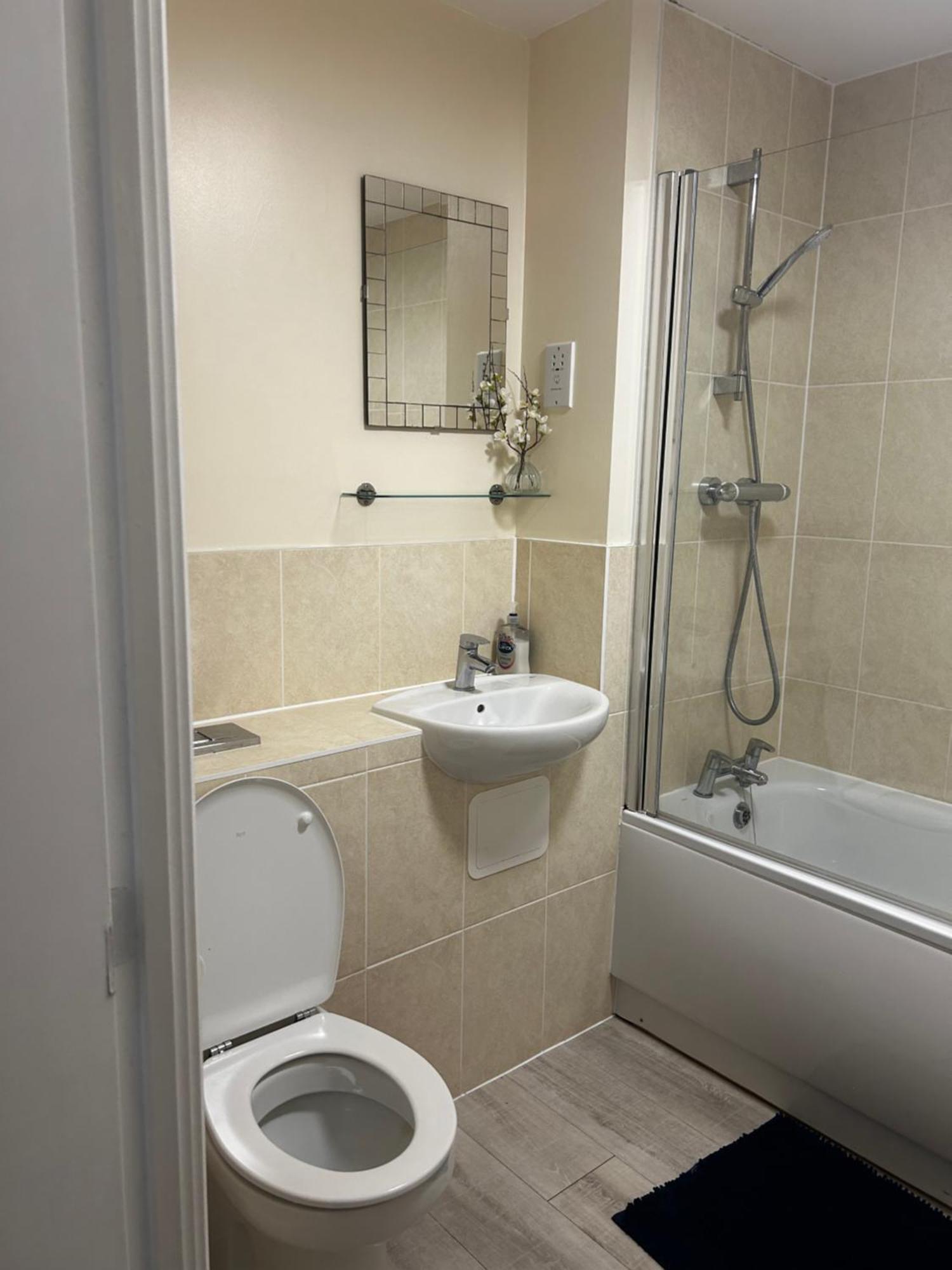Stylish 2 Bedroom Apartment-Short Term Lets & Serviced Accomodation Reading Exteriér fotografie